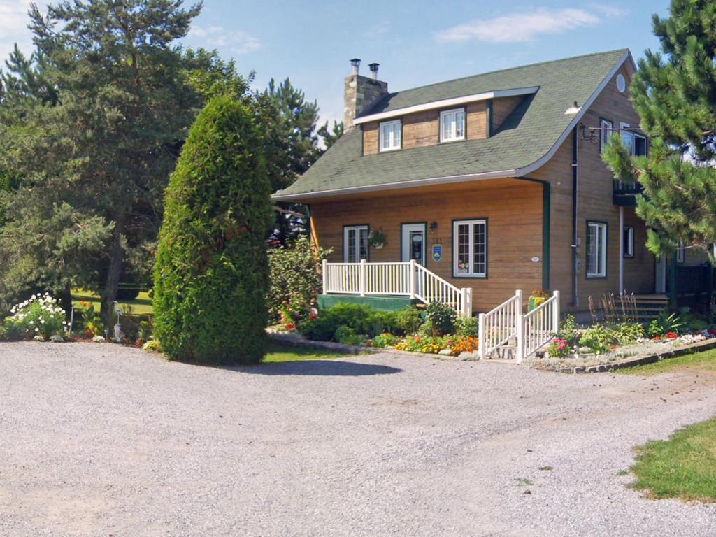 Gîte La Halte Du Verger Bed&Breakfast Rivière-du-Loup Extérieur photo