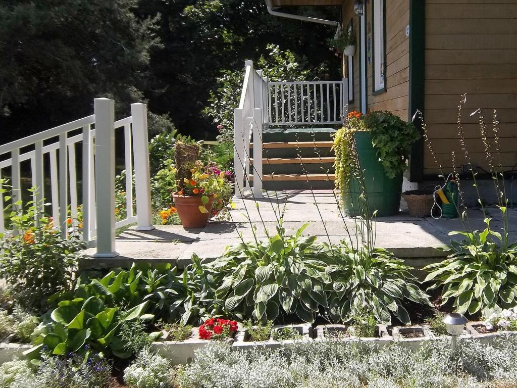 Gîte La Halte Du Verger Bed&Breakfast Rivière-du-Loup Extérieur photo