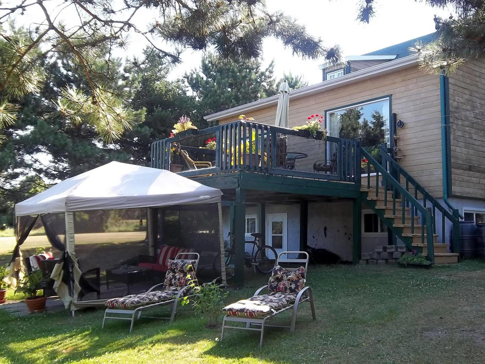 Gîte La Halte Du Verger Bed&Breakfast Rivière-du-Loup Extérieur photo