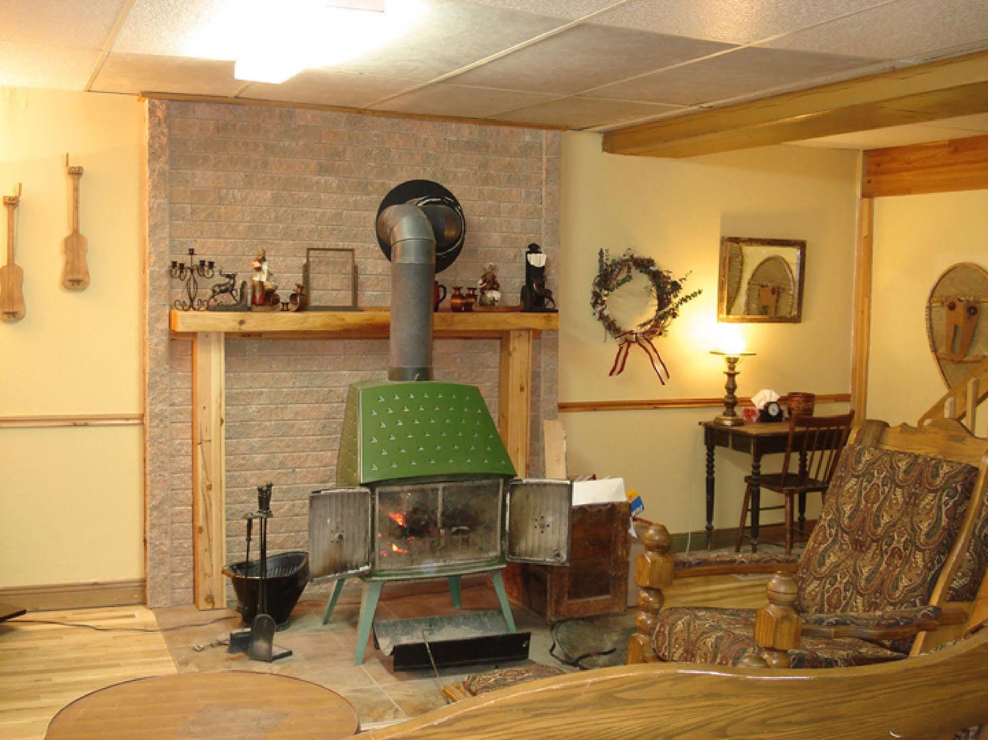 Gîte La Halte Du Verger Bed&Breakfast Rivière-du-Loup Extérieur photo